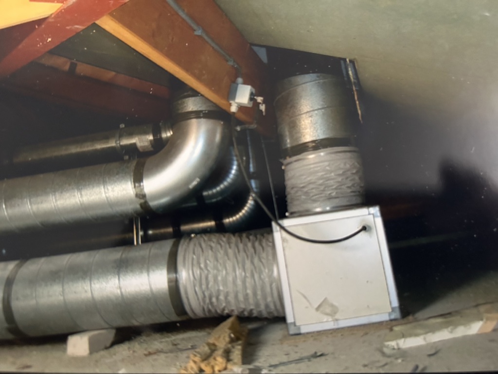 Schoonmaken mechanische ventilatiekanalen